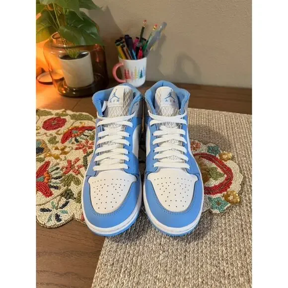 Jordan 1 Mid UNC University Blue Wolf Grey White Powder Obsidian DX9276 100 - Picture 3 of 8